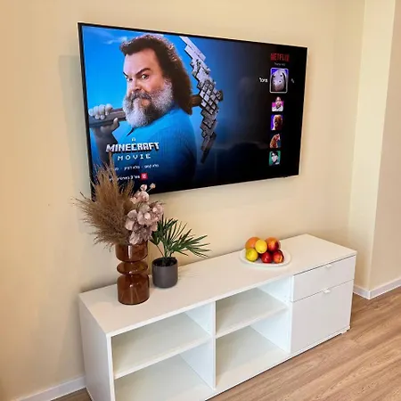 Modern Sea View Апартаменти *