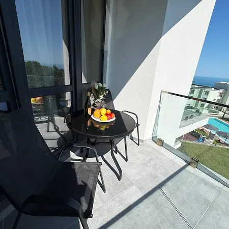 Апартаменти Modern Sea View Варна