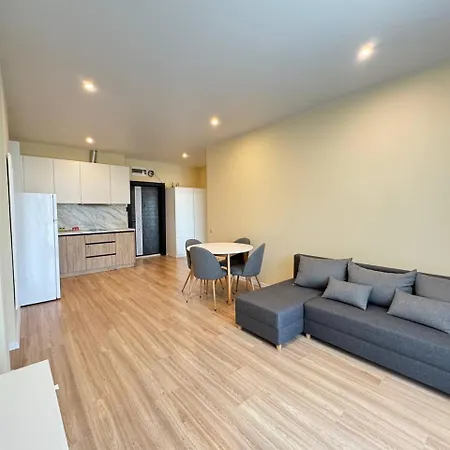 Апартаменти Modern Sea View Варна